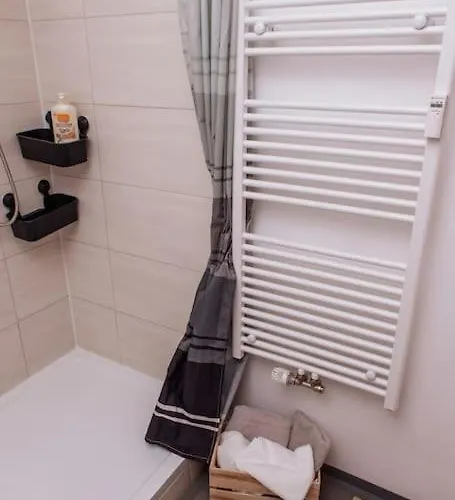 Sunny & Cozy - Netflix - Wifi - - 4 Person Essen